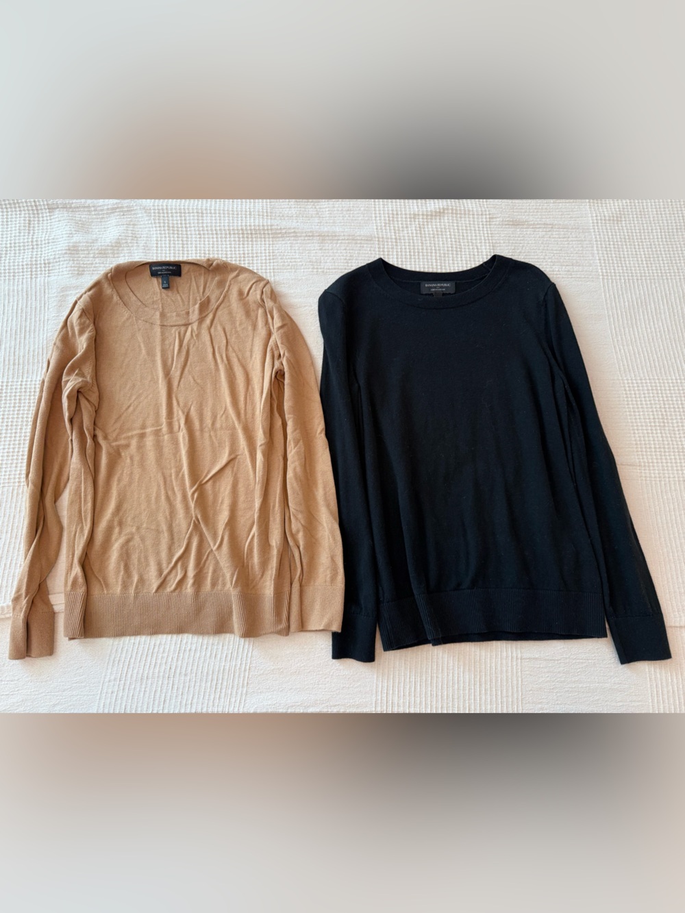 Banana Republic Camel & Black Crewneck forever Sweaters bundle